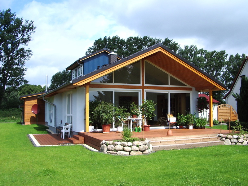 Terrasse mit Freisitz: Regen und Sonnenschutz